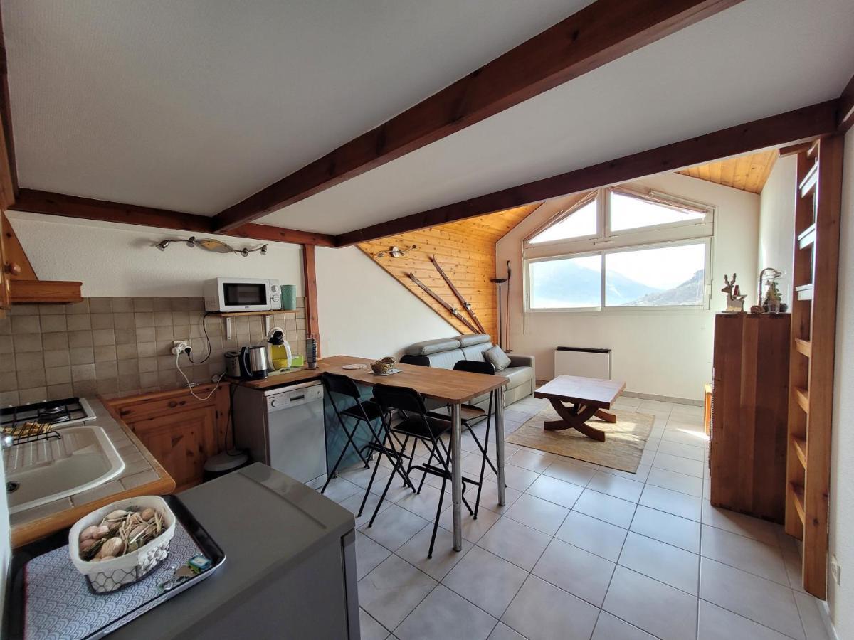 Agreable T3 Mezzanine Jusqu'A 5 Personnes Appartement Briançon Buitenkant foto