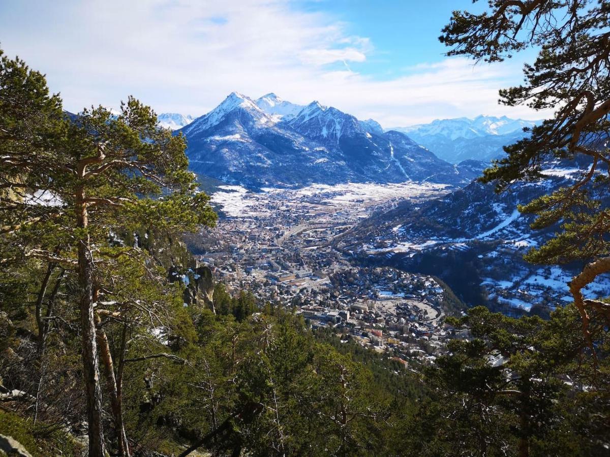 Agreable T3 Mezzanine Jusqu'A 5 Personnes Appartement Briançon Buitenkant foto